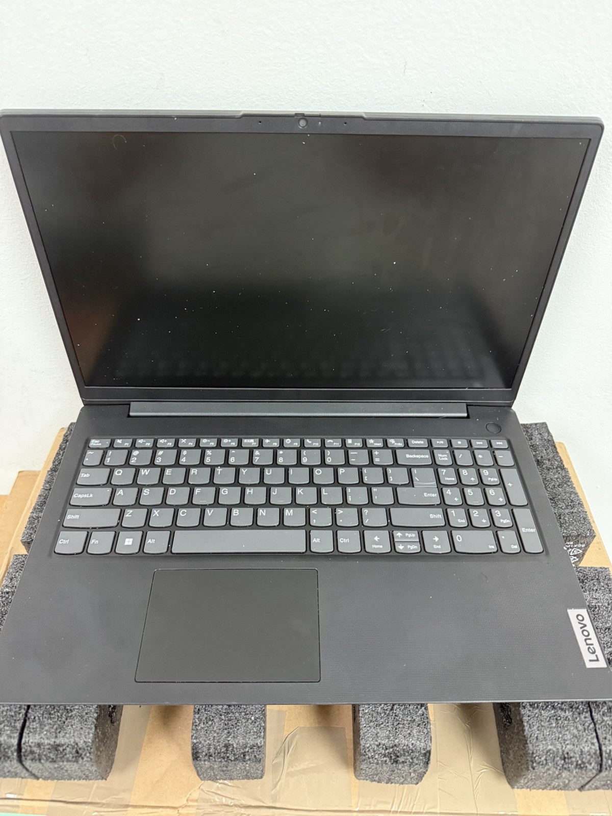 Lenovo V15 G4 15.6" 1 TB SSD, Intel Core 40GB RAM Windows 11 Pro Copilot