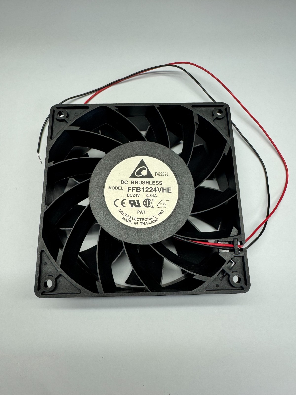DELTA  FFB1224VHE  24V DC Axial Cooling Fan