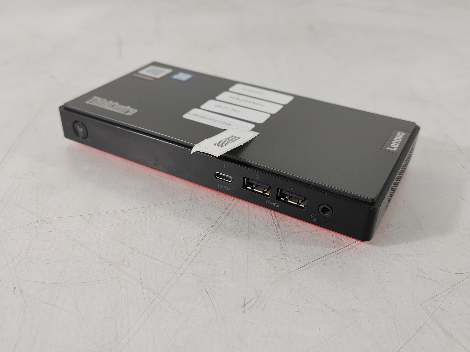 Lenovo ThinkCentre M90n-1 Nano Core i5-8265U 1.80 GHz 8 GB DDR4 No HDD