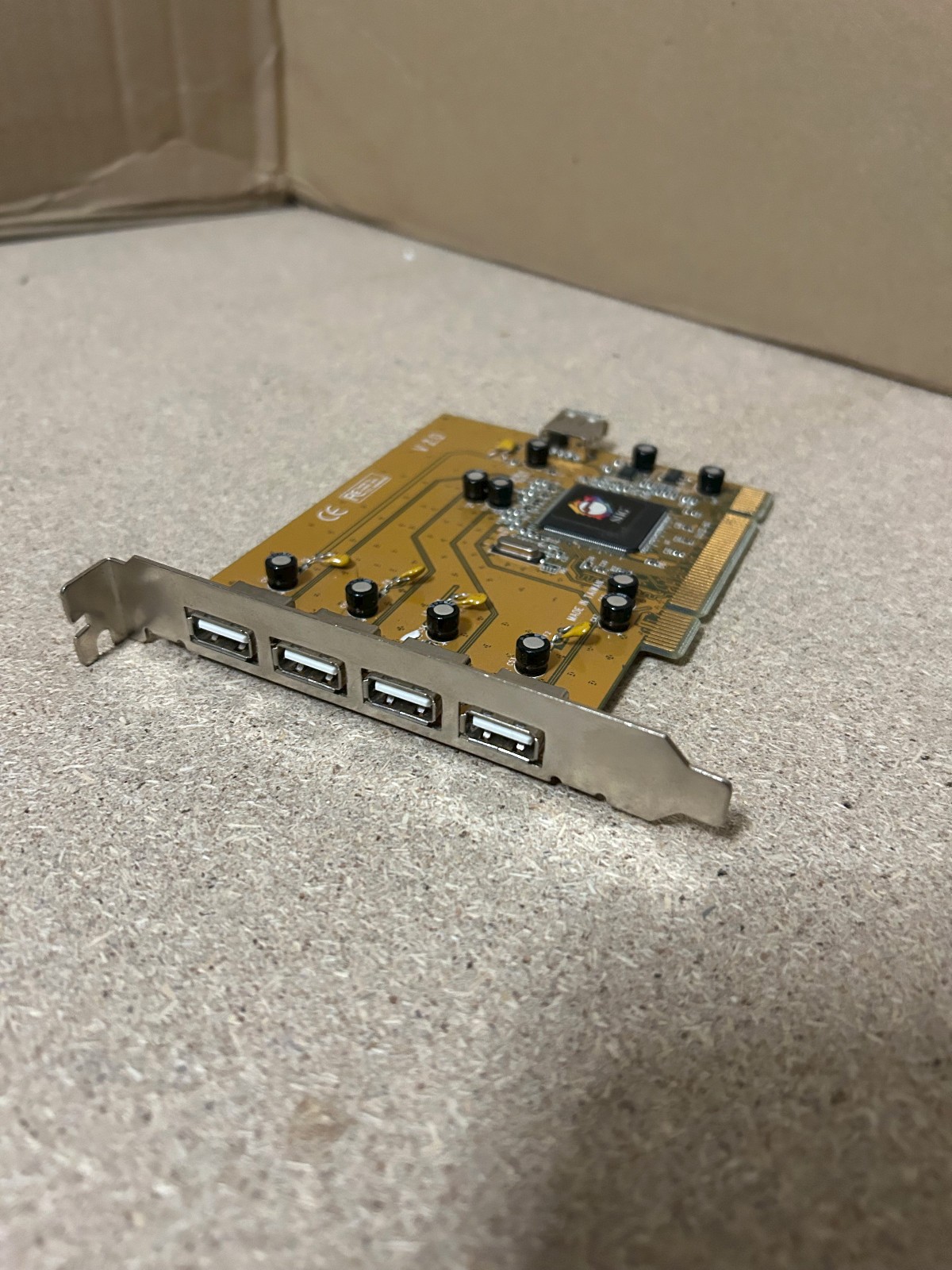 SIIG TK-P5U212 USB 2.0 PCI 5-Port Adapter Card - 480 Mbps, 12 Mbps and 1.5 Mbps