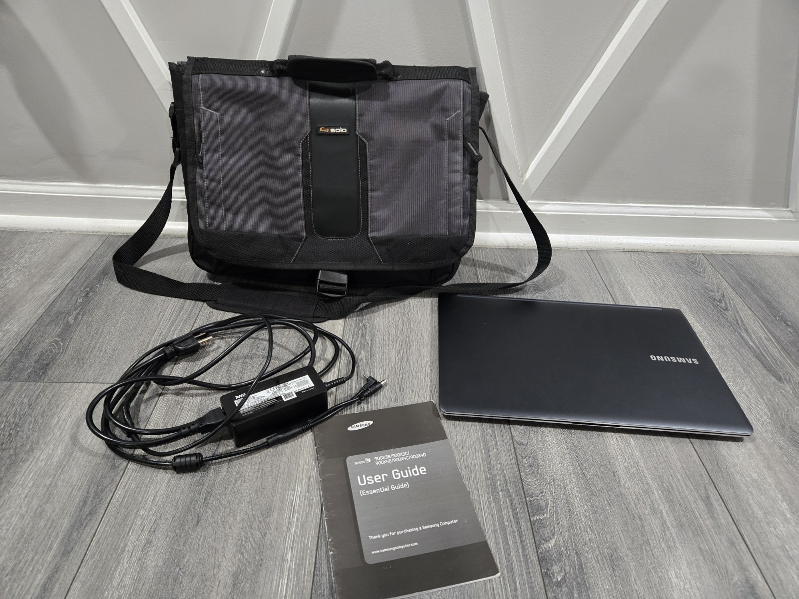 Samsung Series 9 Ultrabook 15" Laptop Bundle With Case And Charger