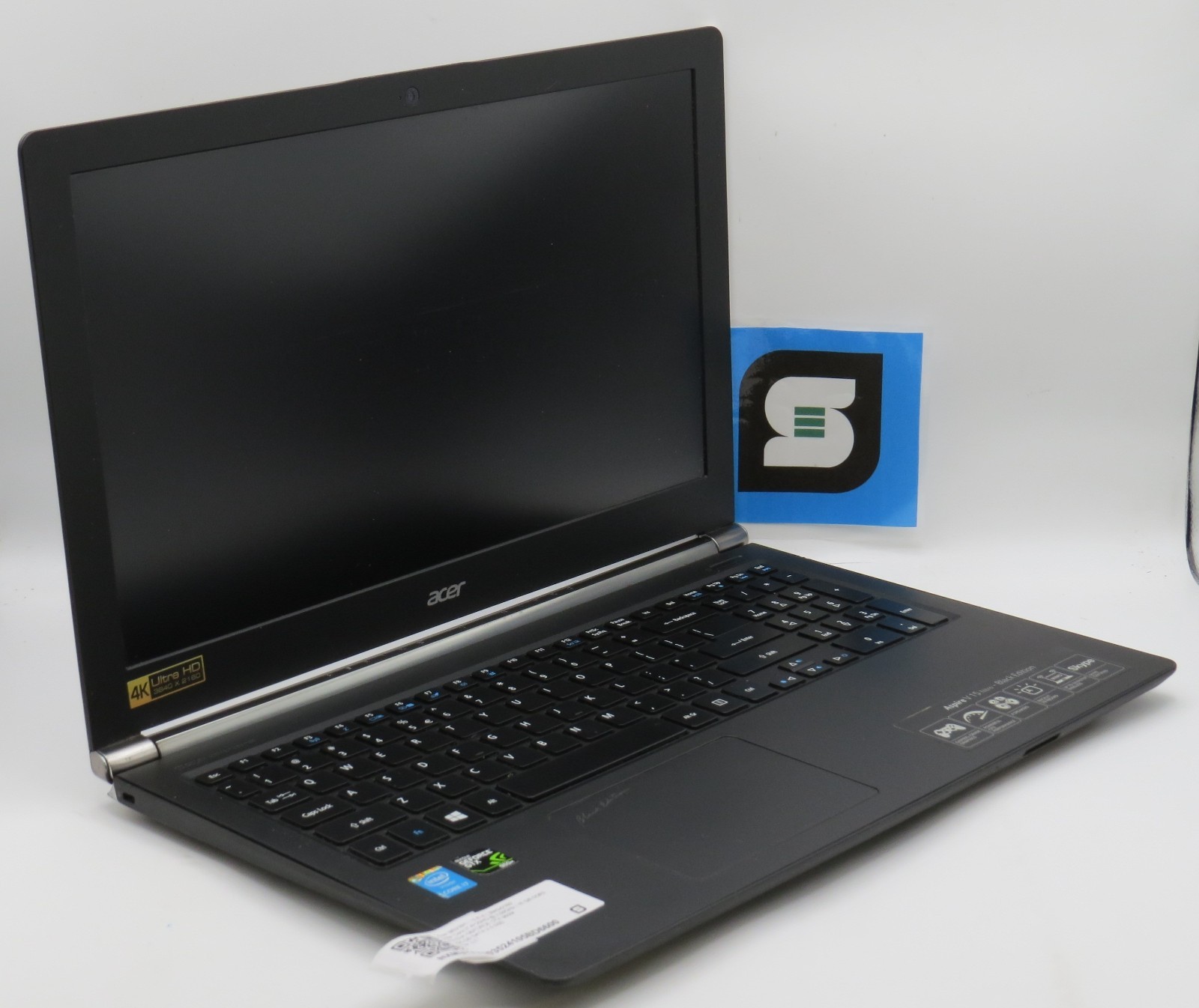 Acer Aspire V15 Nitro Black i7-4720HQ @ 2.6GHz 16GB / 256GB GTX 960m No OS/AC
