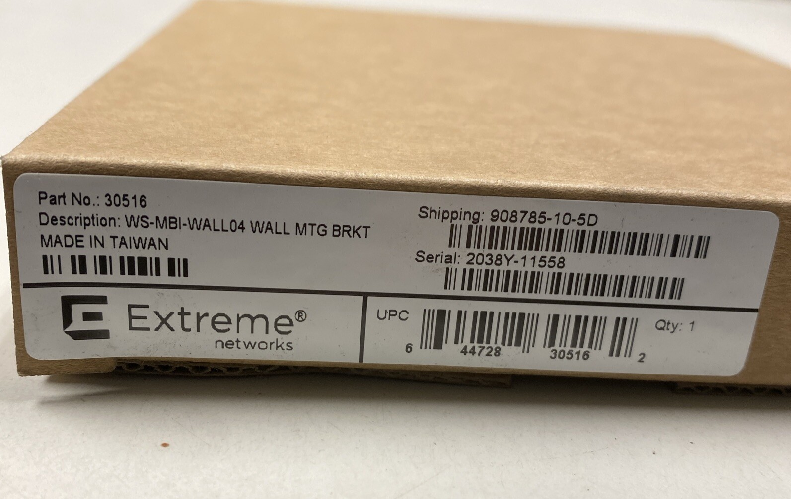 Extreme Networks WS-MBI-WALL04 Bracket Mount for Wireless Access Point