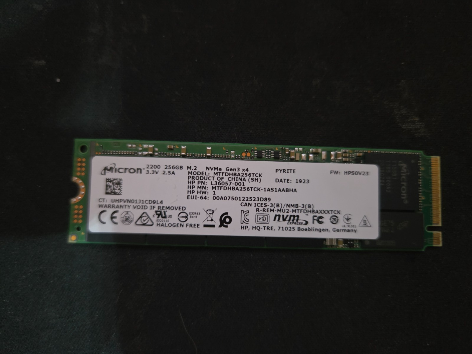 Micron 2200 MTFDHBA256TCK 256 GB NVMe 80mm Solid State Drive