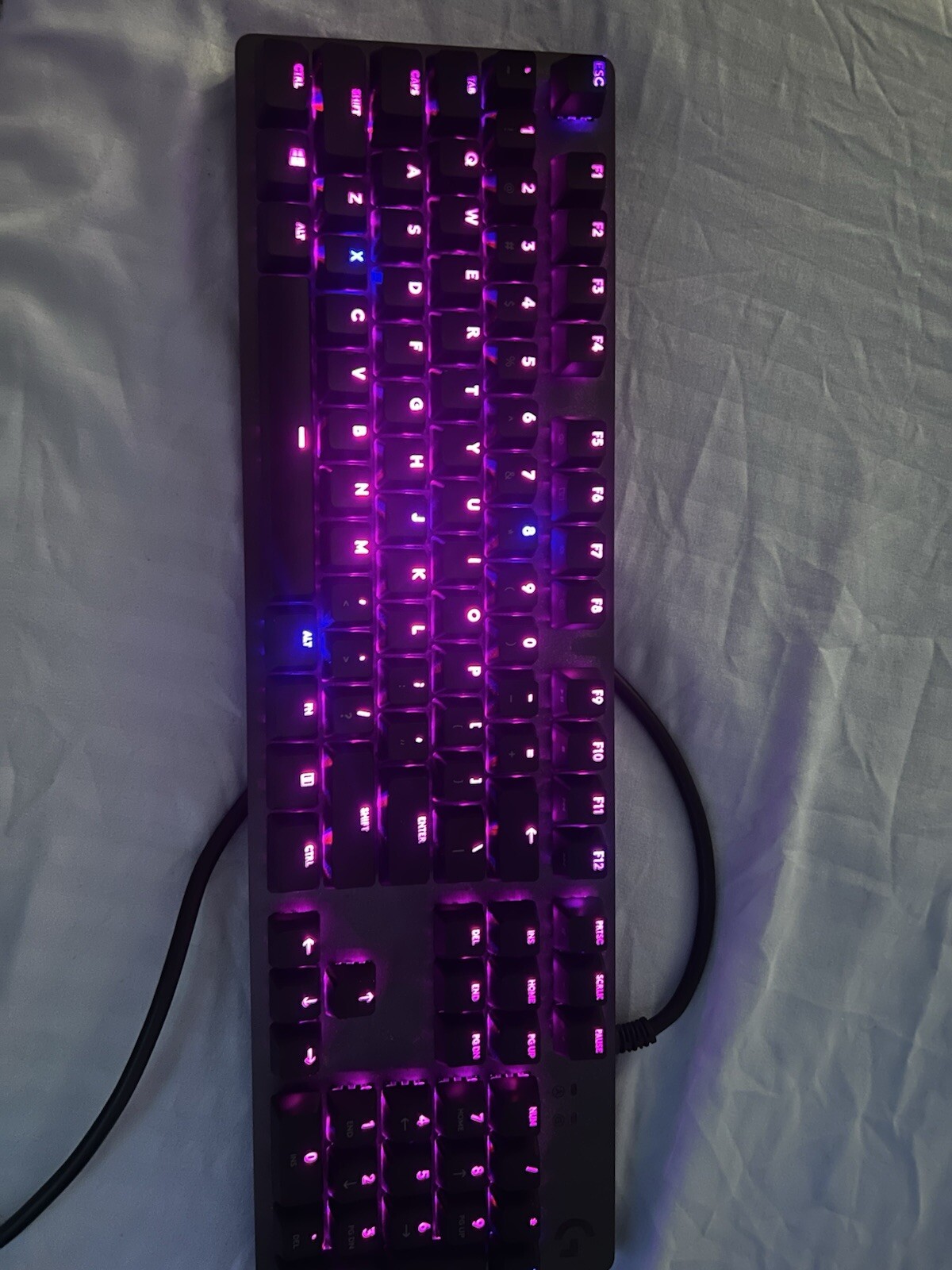 Logitech G512 Carbon Barely Used No Damage Works Good 