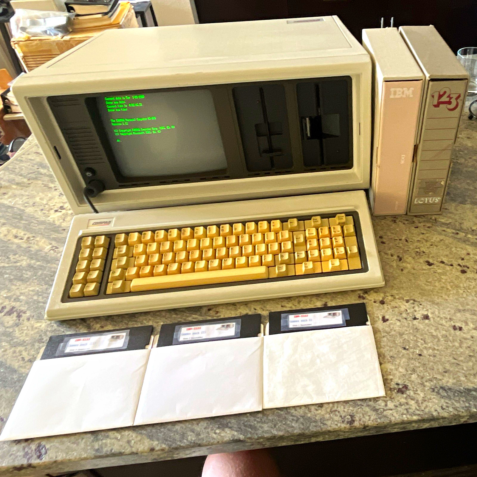 Compaq Portable 5155, Lotus 123, IBM DOS 2.1 and games plus boot floppy