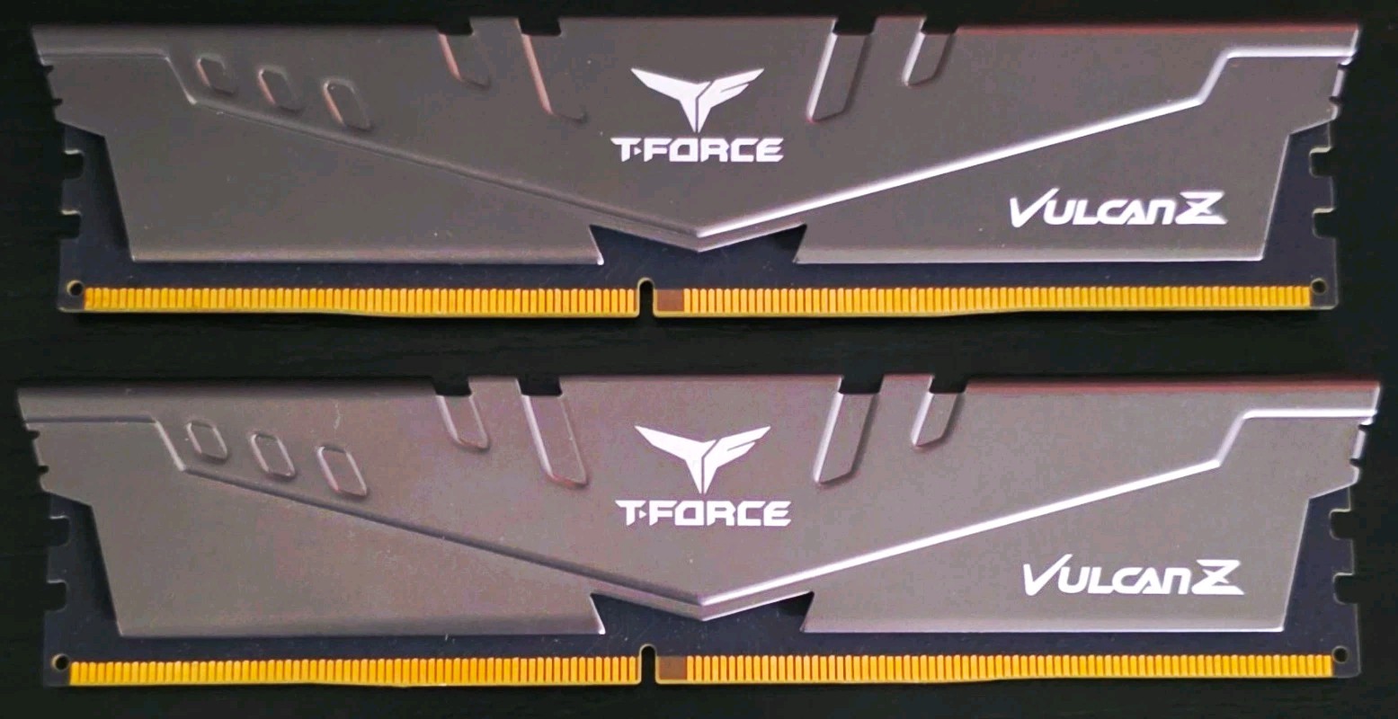 TEAMGROUP T-FORCE Vulcan Z 16GB (2x8GB) DDR4-3200 DIMM RAM TLZGD416G3200HC16FBK