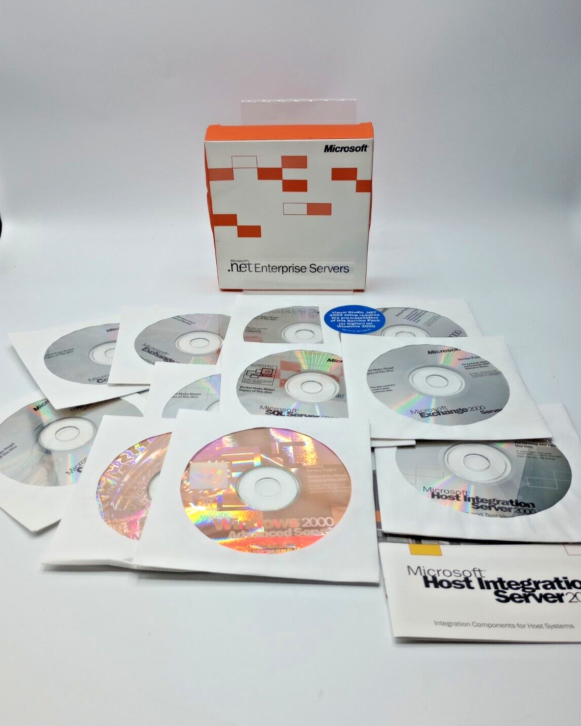 Microsoft .net Enterprise Servers 11 Disc set w/6 Keys - Win 2000 - Pre-owned