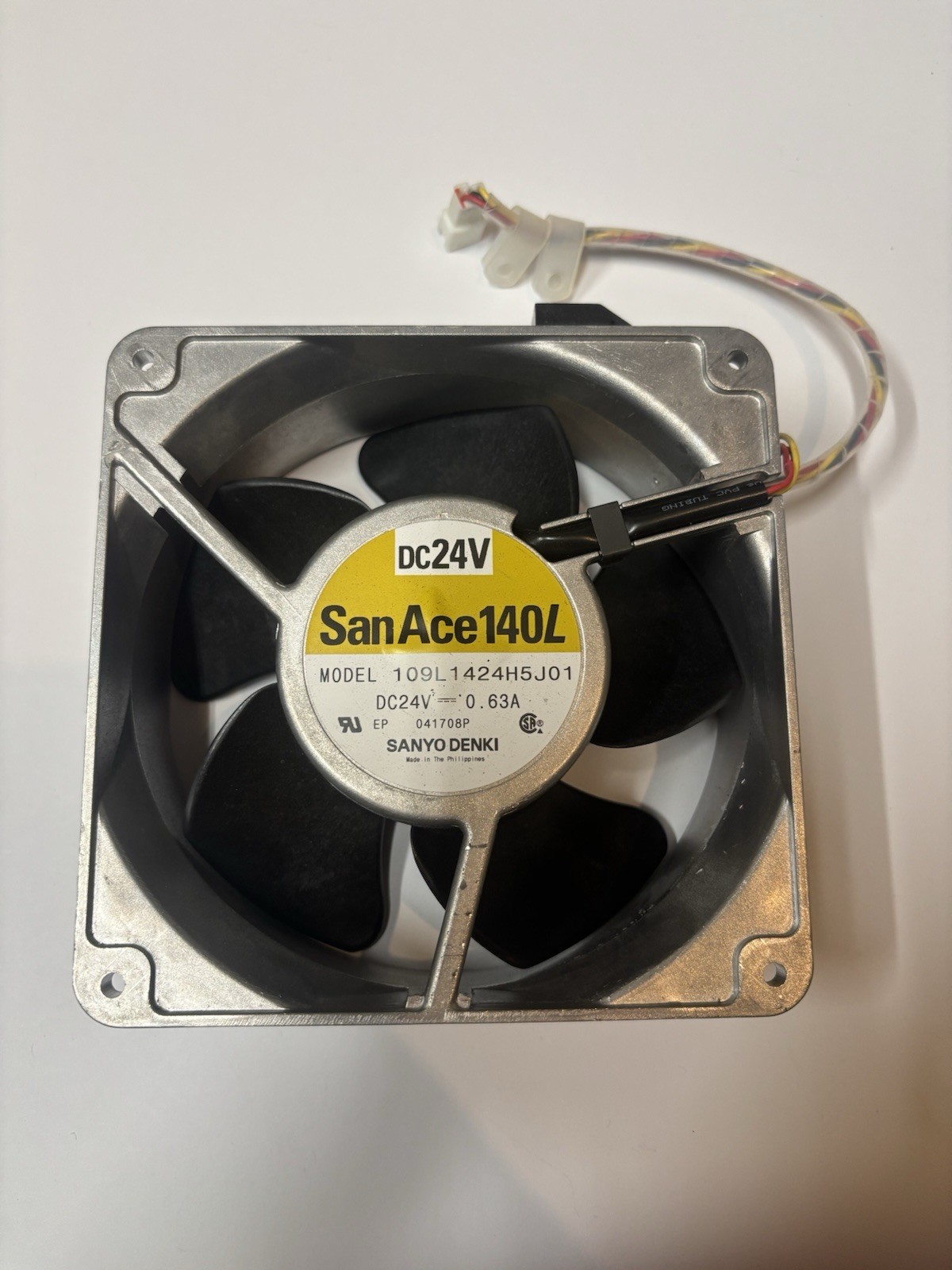 Sanyo Denki San Ace 140L Cooling Fan 109L1424H5J01 DC24V 0.63A Used
