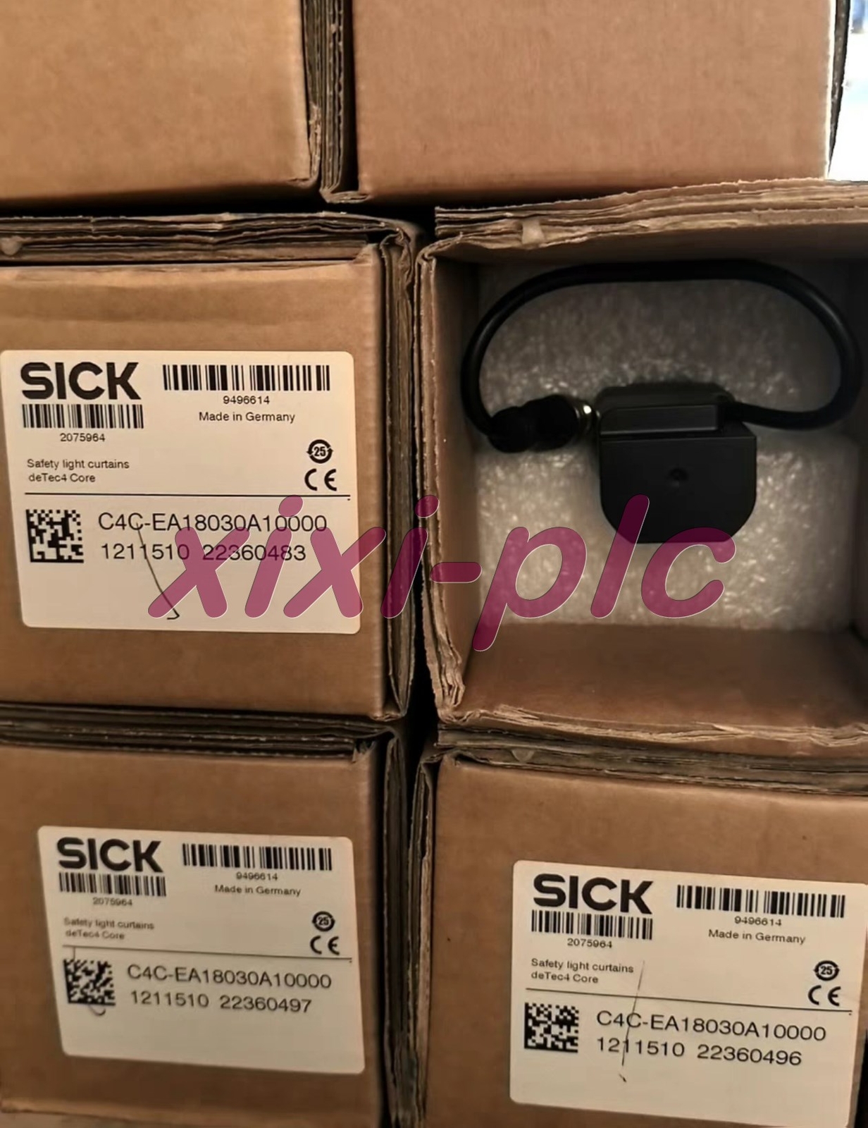 1set NEW C4C-EA18030A10000+C4C-SA18030A10000  Safety light curtain  DHL shipping