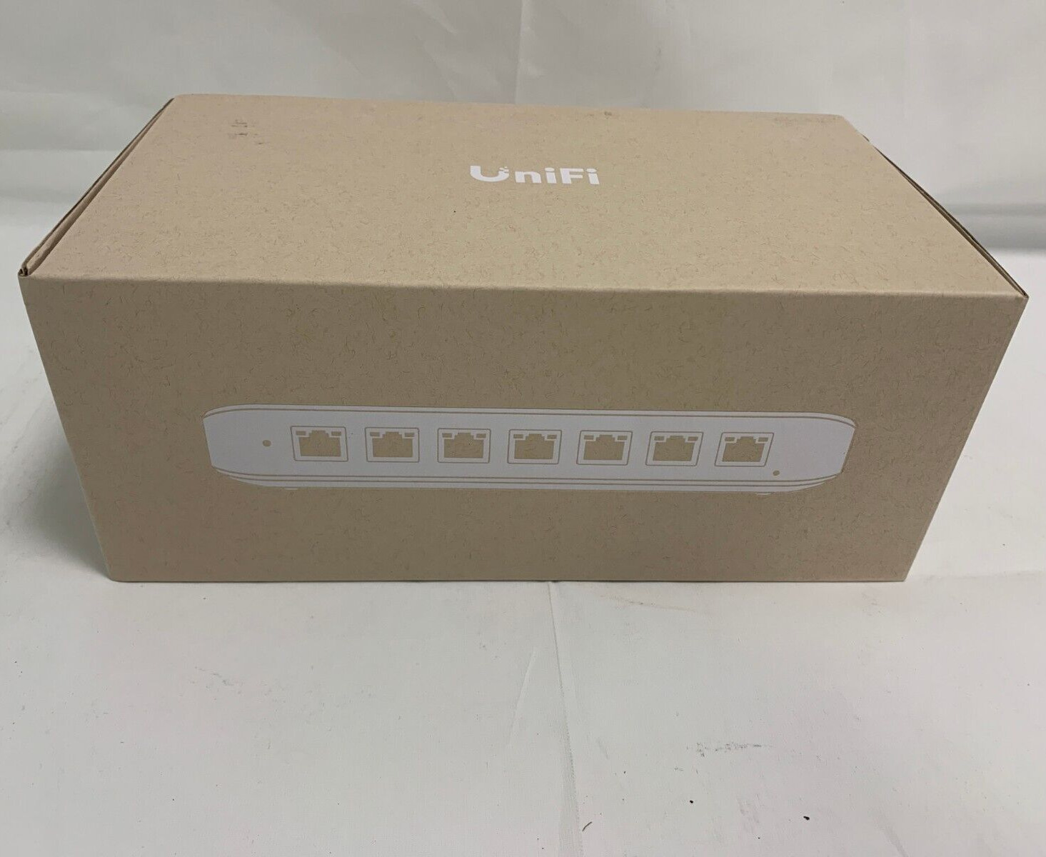 Ubiquiti UniFi Ultra 8-Port Compact PoE Switch (USW-Ultra-60W) (52W) - NEW