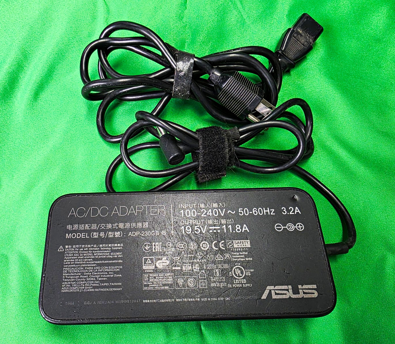 ASUS ADP-230GB B AC/DC Adapter 19.5V 11.8A Laptop Charger Black