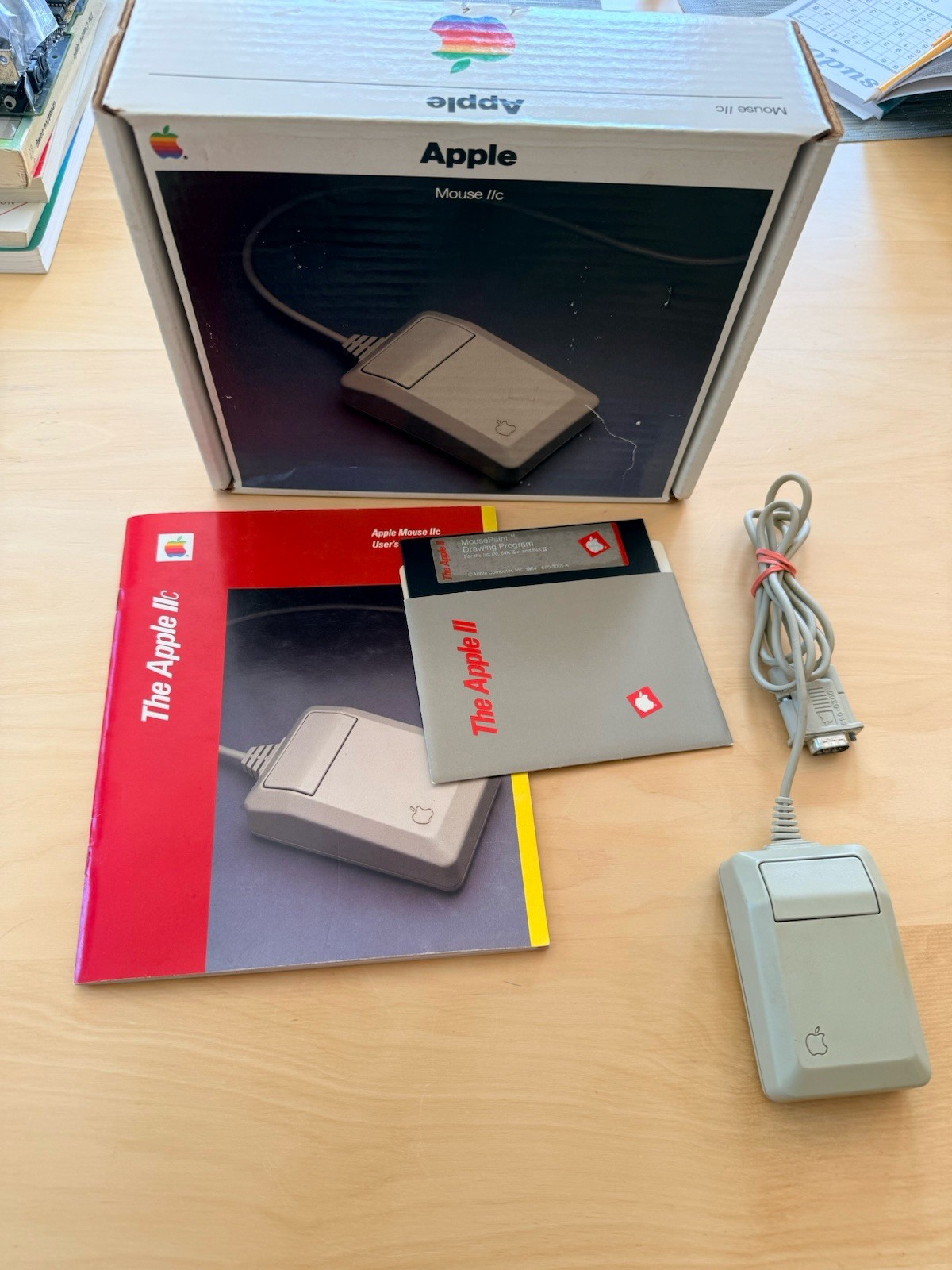 Vintage A2M4015 Apple IIC Mouse in Original Box w Software And Disk (Working)
