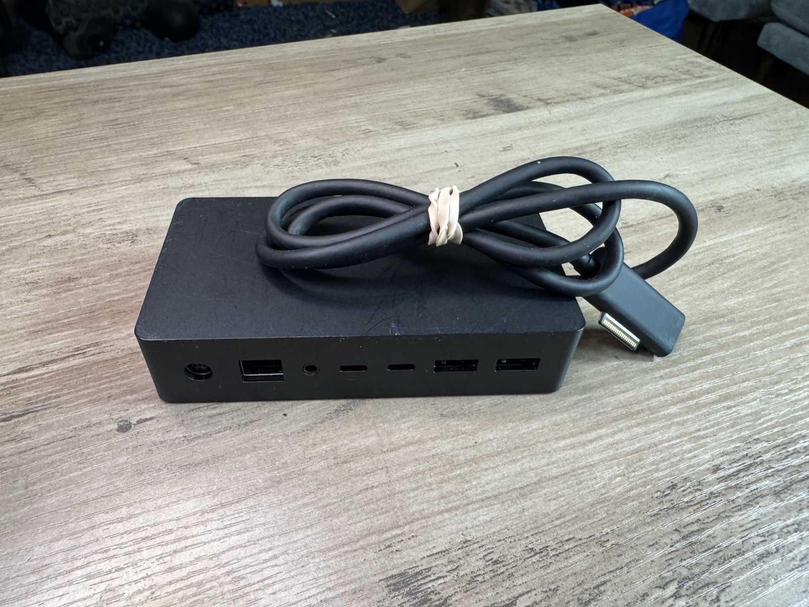 Microsoft Surface Dock 2 Model 1917 USB-C Docking Station (1GK-00001) - No AC