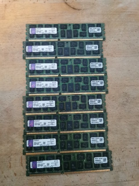 Lot Of 8 Kingston 8GB 4Rx8 PC3L-10600 Server RAM   kvr13lrq8/8hc ECC
