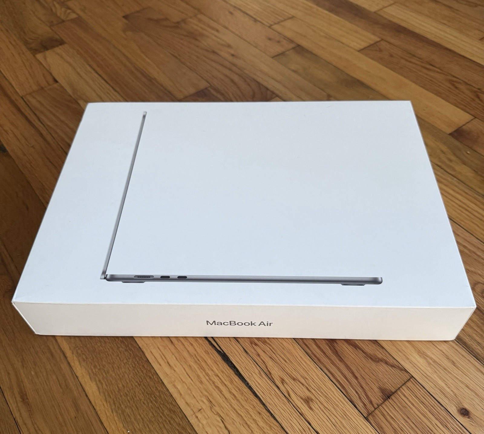 Apple MacBook Air 15" M3 2024 16GB 256GB Space Gray – NEW FACTORY SEALED A3114