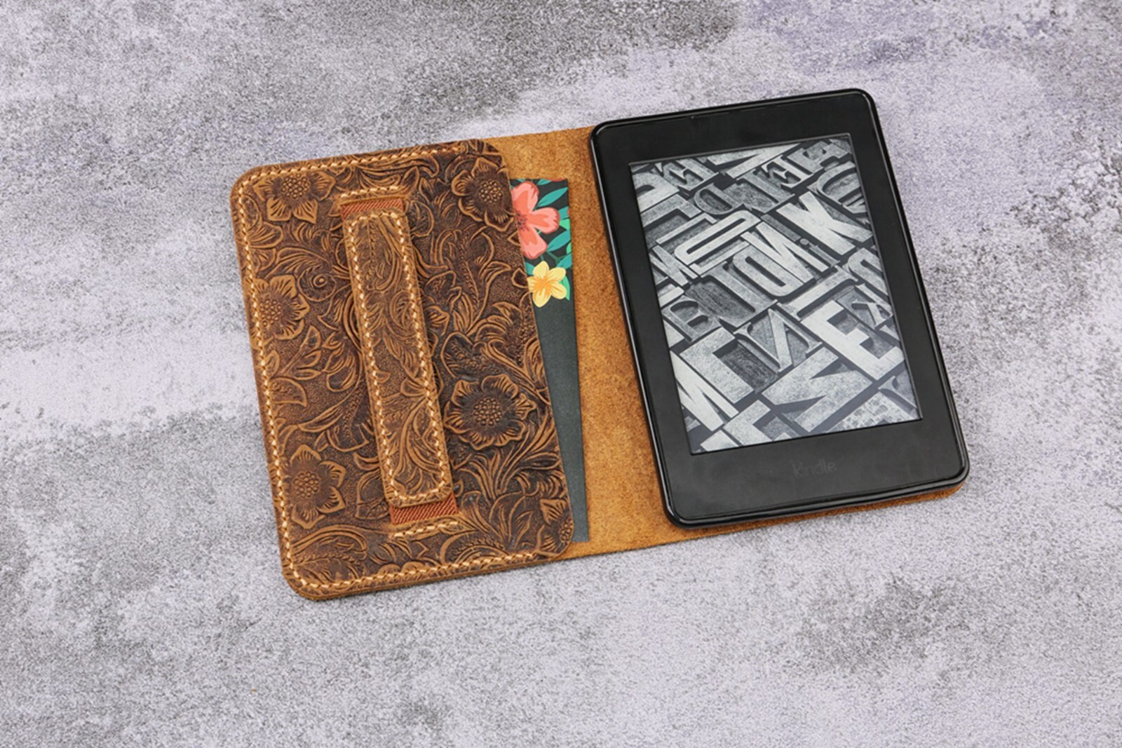 Women embossing leather kindle paperwhite case Tooled leather new Kindle case