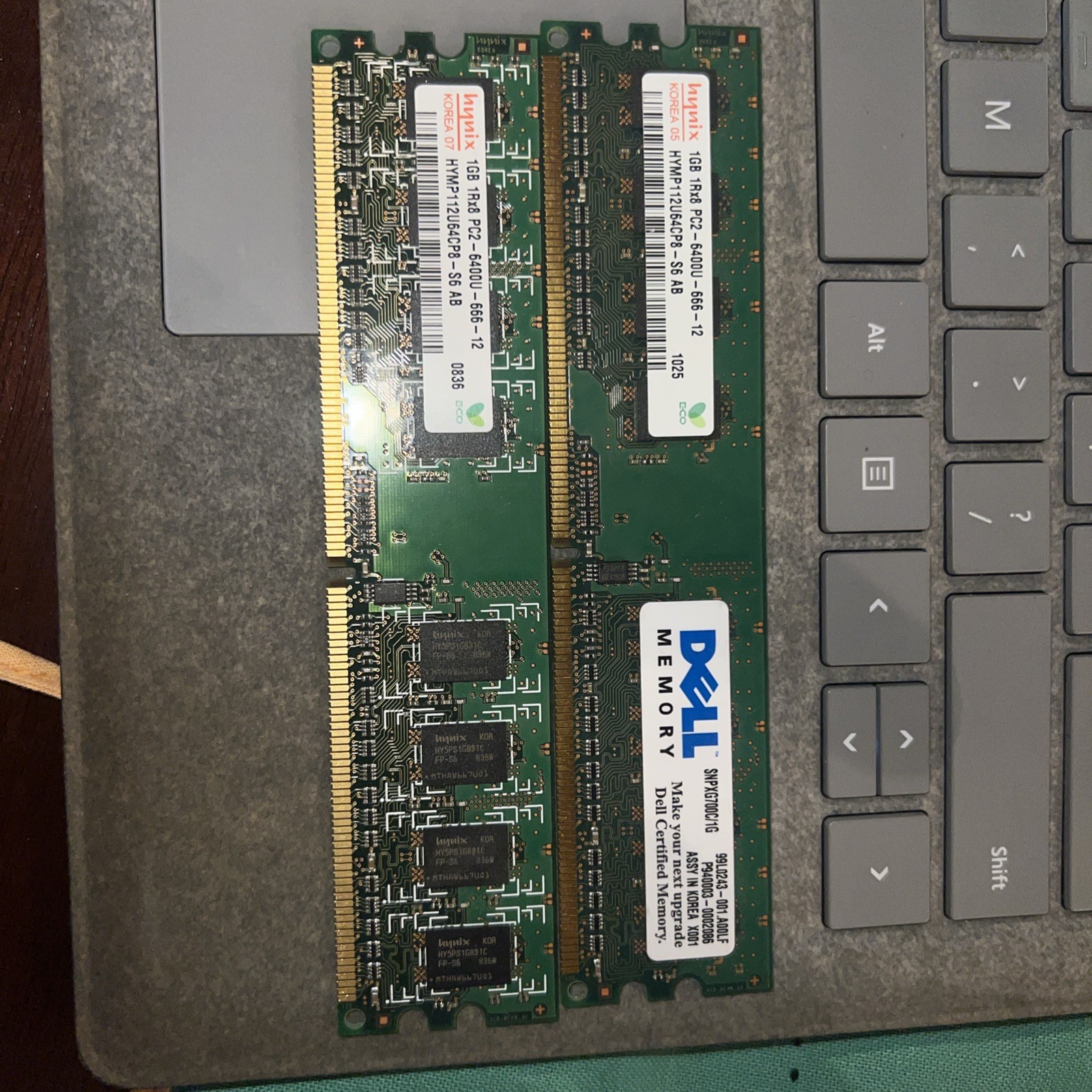 2x Hynix 1GB DDR2 PC2-6400U 800MHz Desktop RAM HYMP112U64CP8 2GB Kit Tested