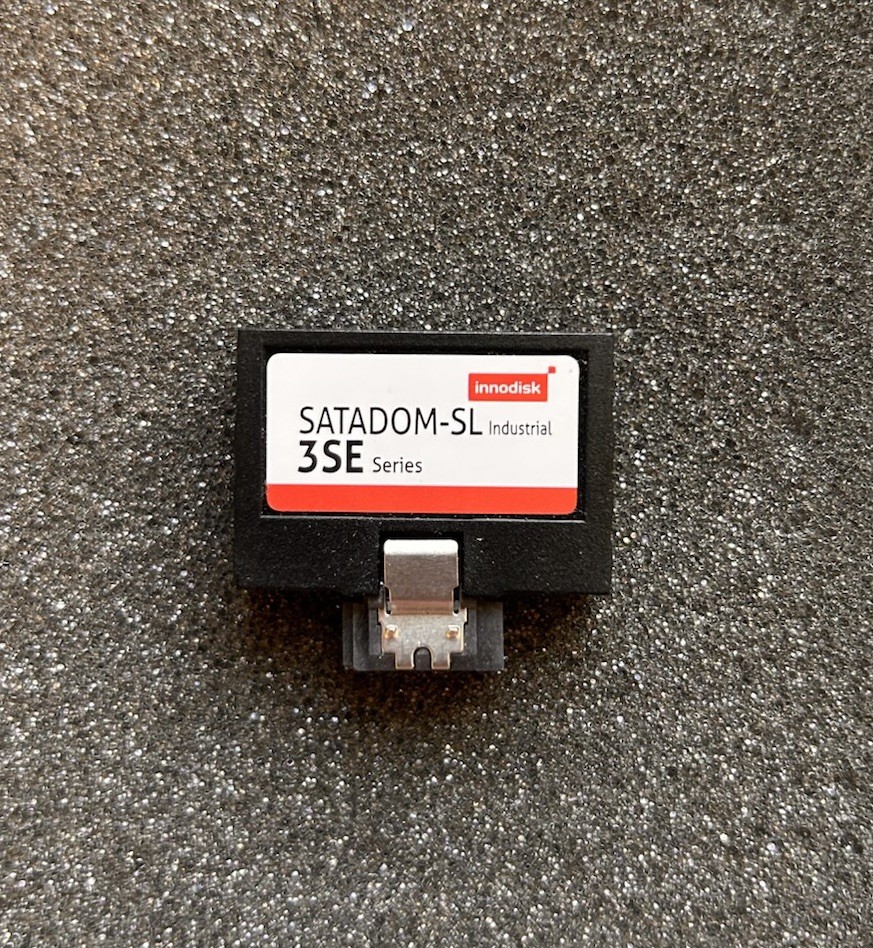 Innodisk SATADOM-SL 3SE 4GB Industrial SATA DOM SSD DESSL-04GD07SWADB