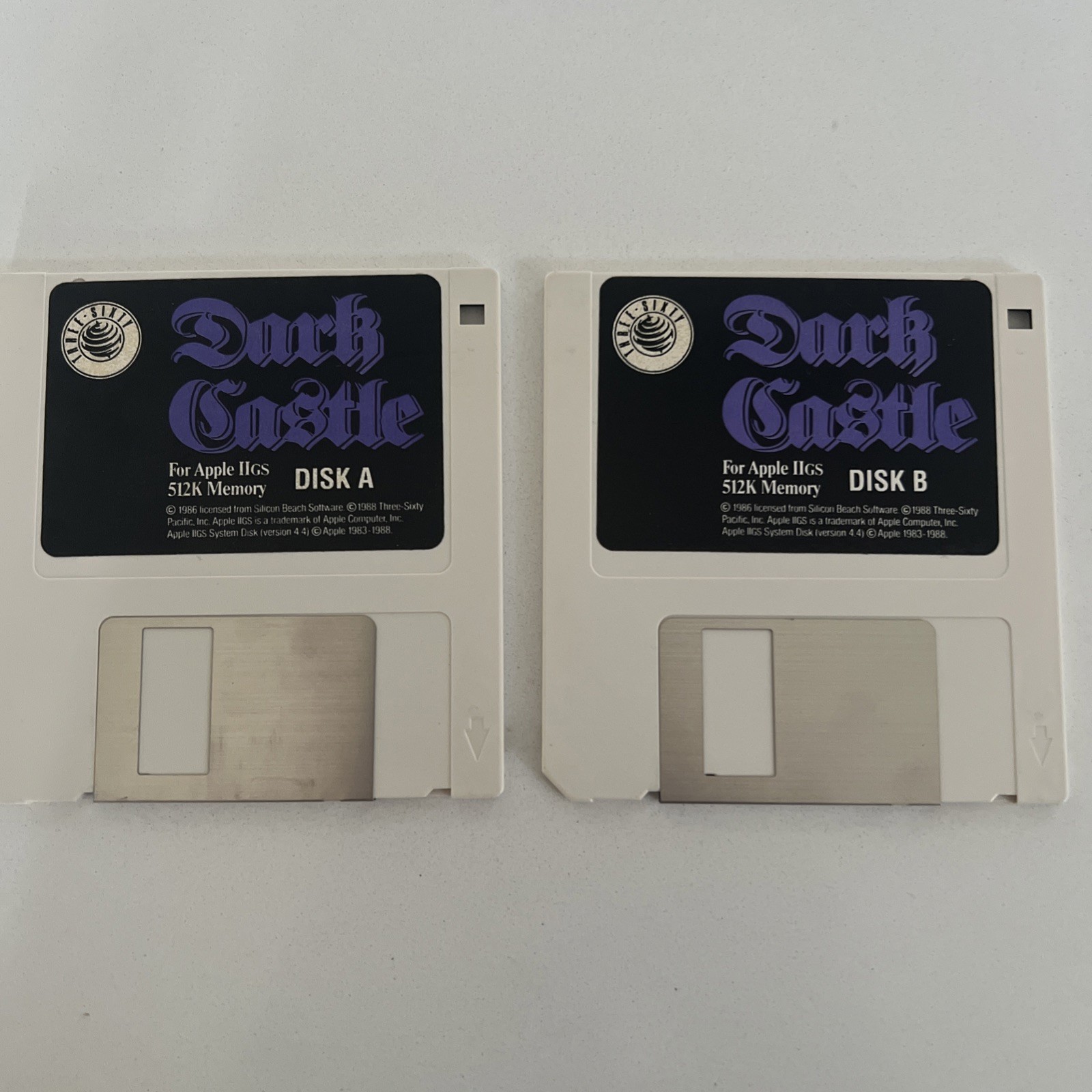 1986 DARK CASTLE Apple IIGS DISK A & B floppy disks VTG 90s PC - tested