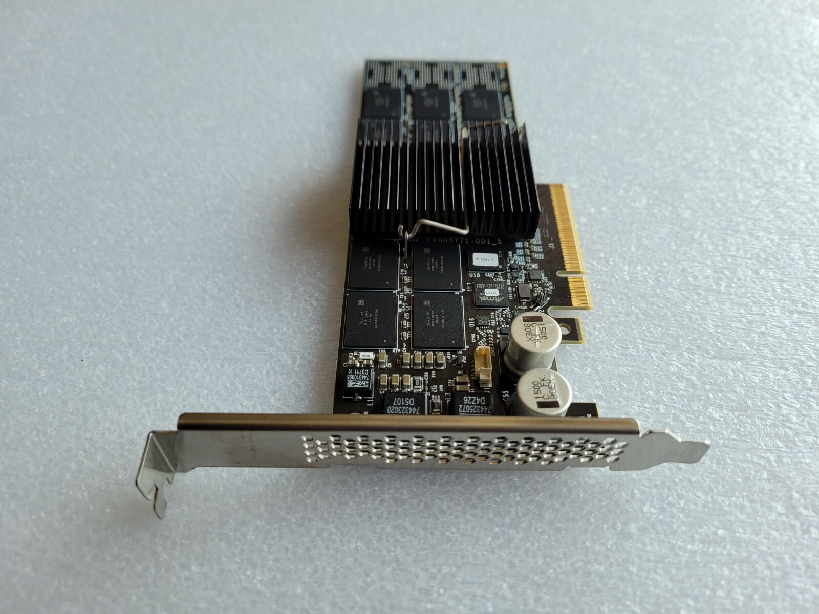 SDFADAMOS-1T30-SF1 SanDisk Fusion ioMemory SX350 1.3TB MLC PCI Express 2.0 SSD