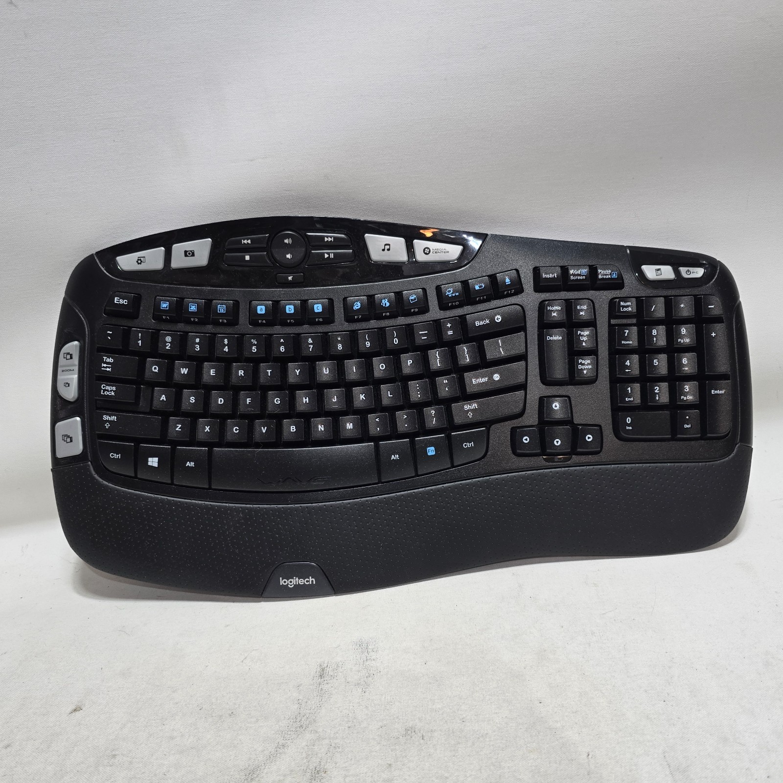 LOGITECH K350 Wireless Comfort Wave Ergonomic Keyboard - Black No Dongle