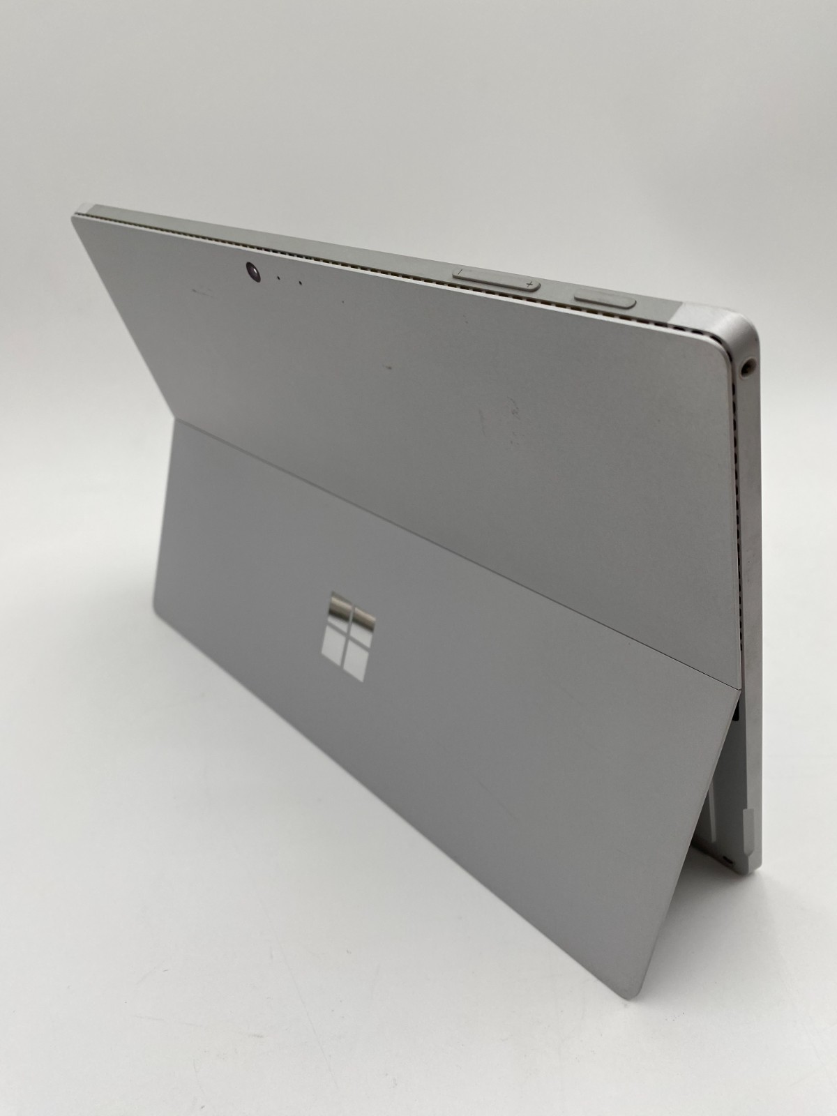 Microsoft Surface Pro 4 1724 Tablet M3-6Y30 0.9GHz 128GB SSD 4GB DDR Silver B-S2