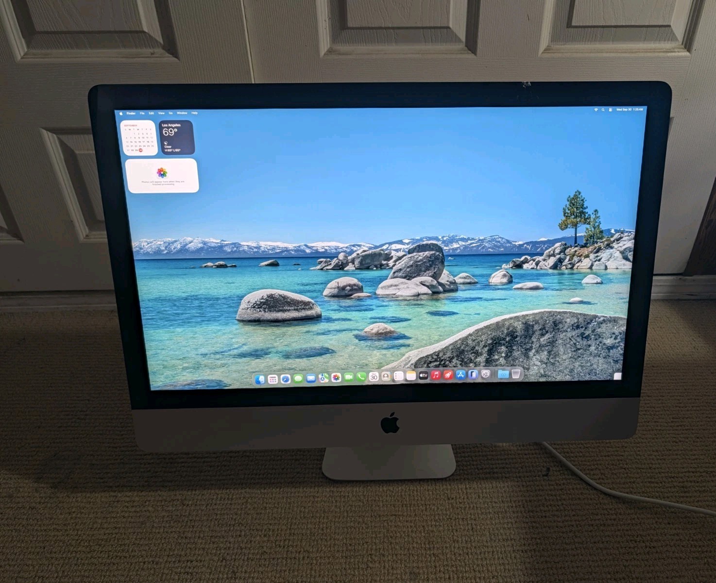 Apple iMac 27" 5k Retina 2020 i9 3.6GHz / Radeon Pro 5500XT / Broken Screen 