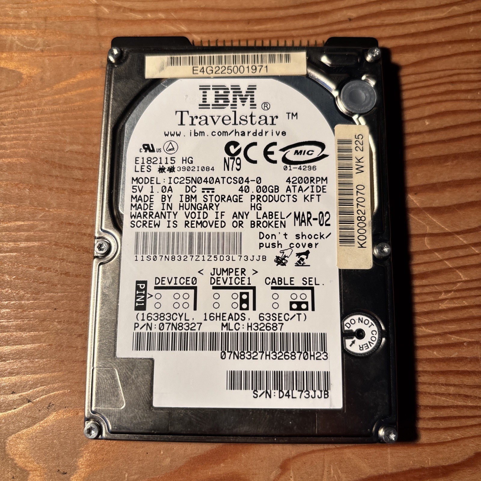 Vtg. IBM Travelstar 40GB 2.5" IDE Hard Drive IC25N040ATCS040 4200 RPM MAR-02