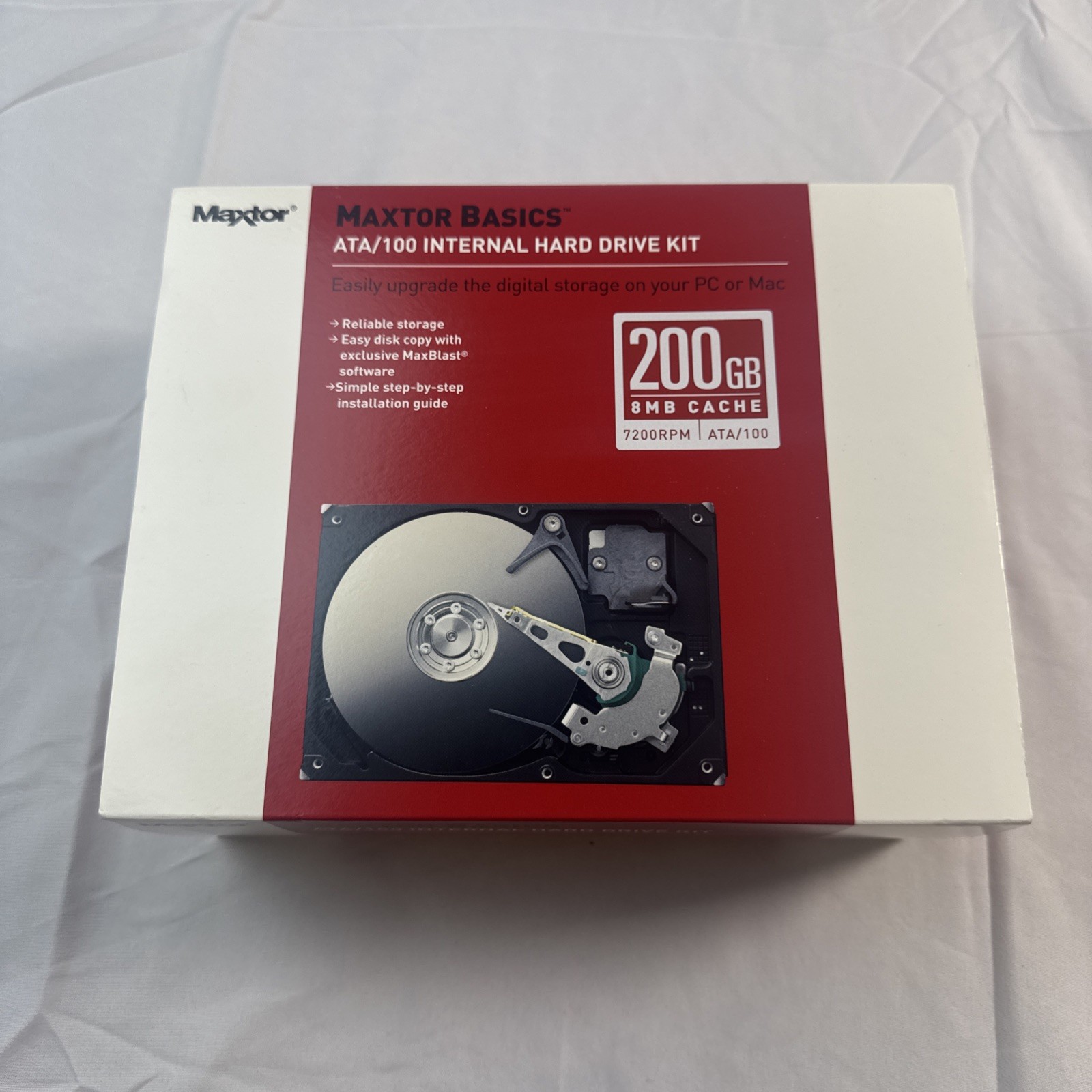 Maxtor ATA/100 Internal Hard Drive Kit 200GB 8MB Cache 7200RPM New In Box