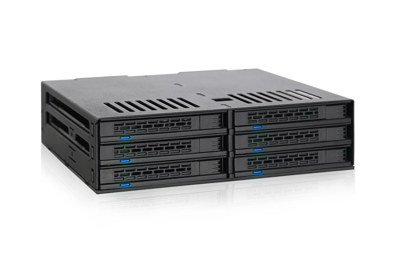 Icy Dock ExpressCage 6 x 2.5" SSD/HDD Cage in 1 x 5.25" Bay MB326SP-B - NEW