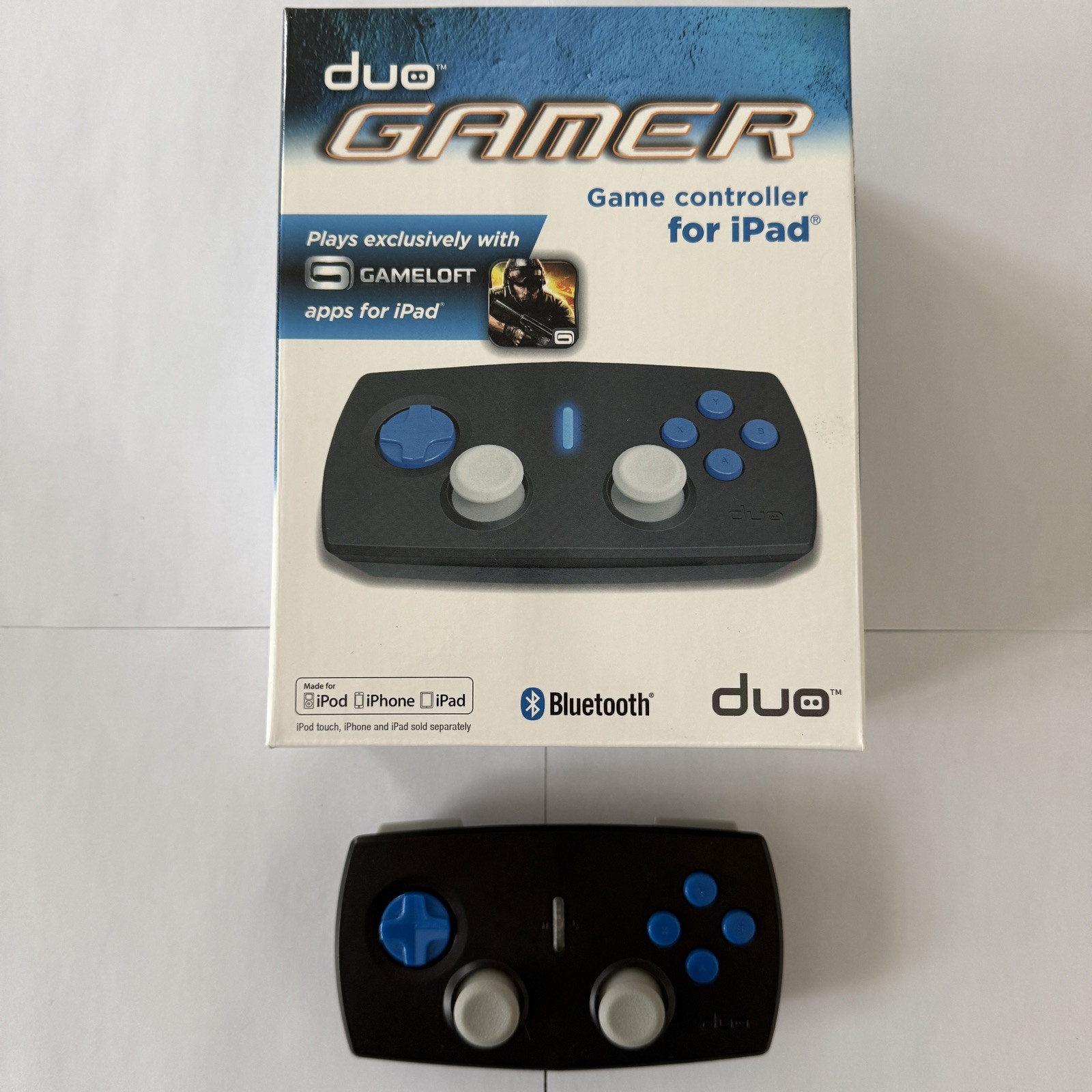 Duo Gamer Game Controller for iPad, iPod & iPhone Bluetooth - Stand Not Included