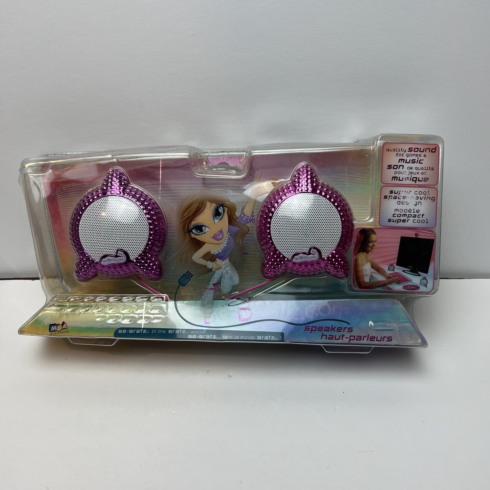 BRATZ ~ Desktop Speakers Bratz Be-Bratz Space Saving USB Wired NIB Girls