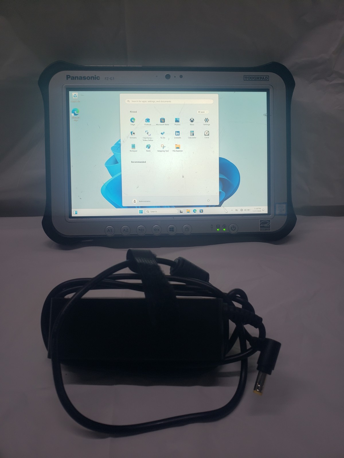 FZ-G1 Toughpad i5-7300u 2.6GHz 8gb,WIN 11 , 256gb Windows 11 Tablet MK5  Rugged 
