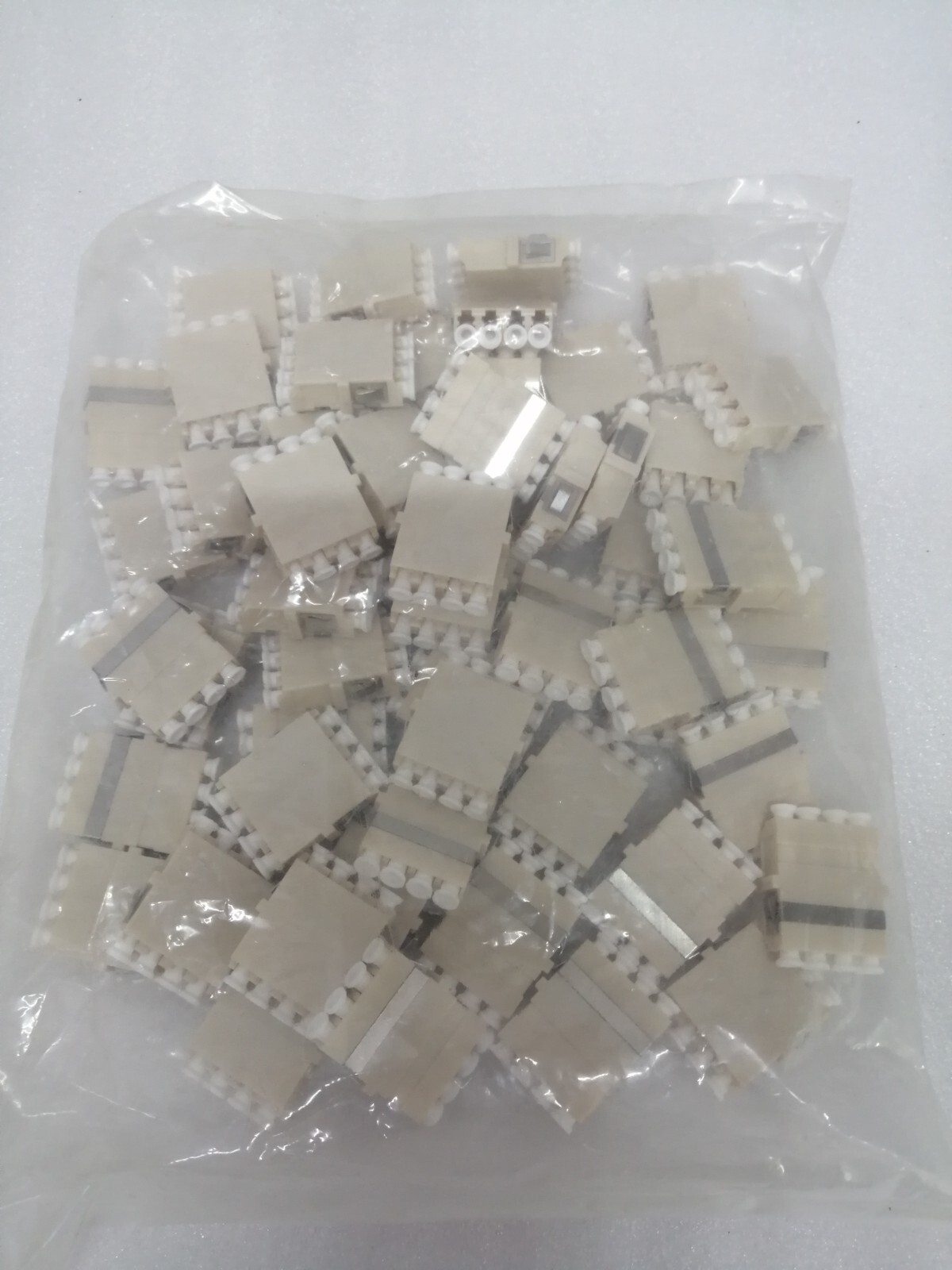 Tyco Electronics 1695790-2 Adapter LC Quad, OM-1/OM-2 FL beige (54-Pcs)