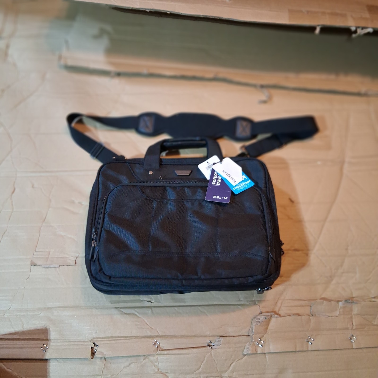 Targus Corporate Traveler  Carrying Case (Briefcase) for 14"Notebook Targus 14" 