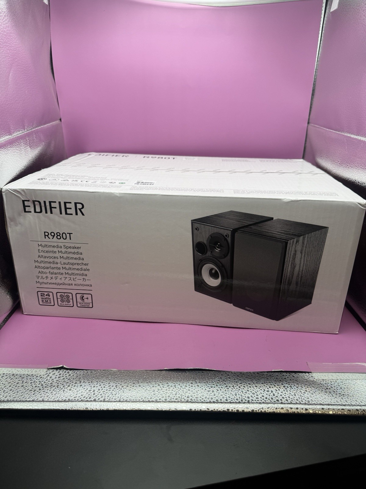 Edifier R980T 24W Amplified Bookshelf Speaker System