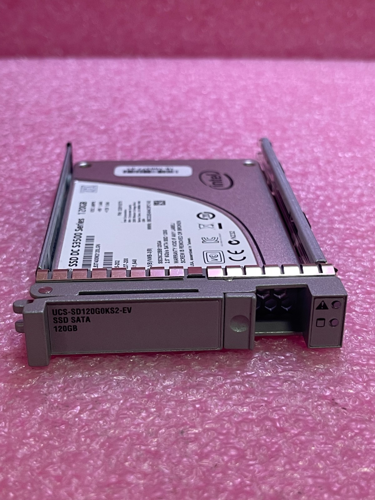 UCS-SD120G0KS2-EV Cisco 120GB SATA 6G 2.5" SSD 16-100377-01 SSDSC2BB120G4