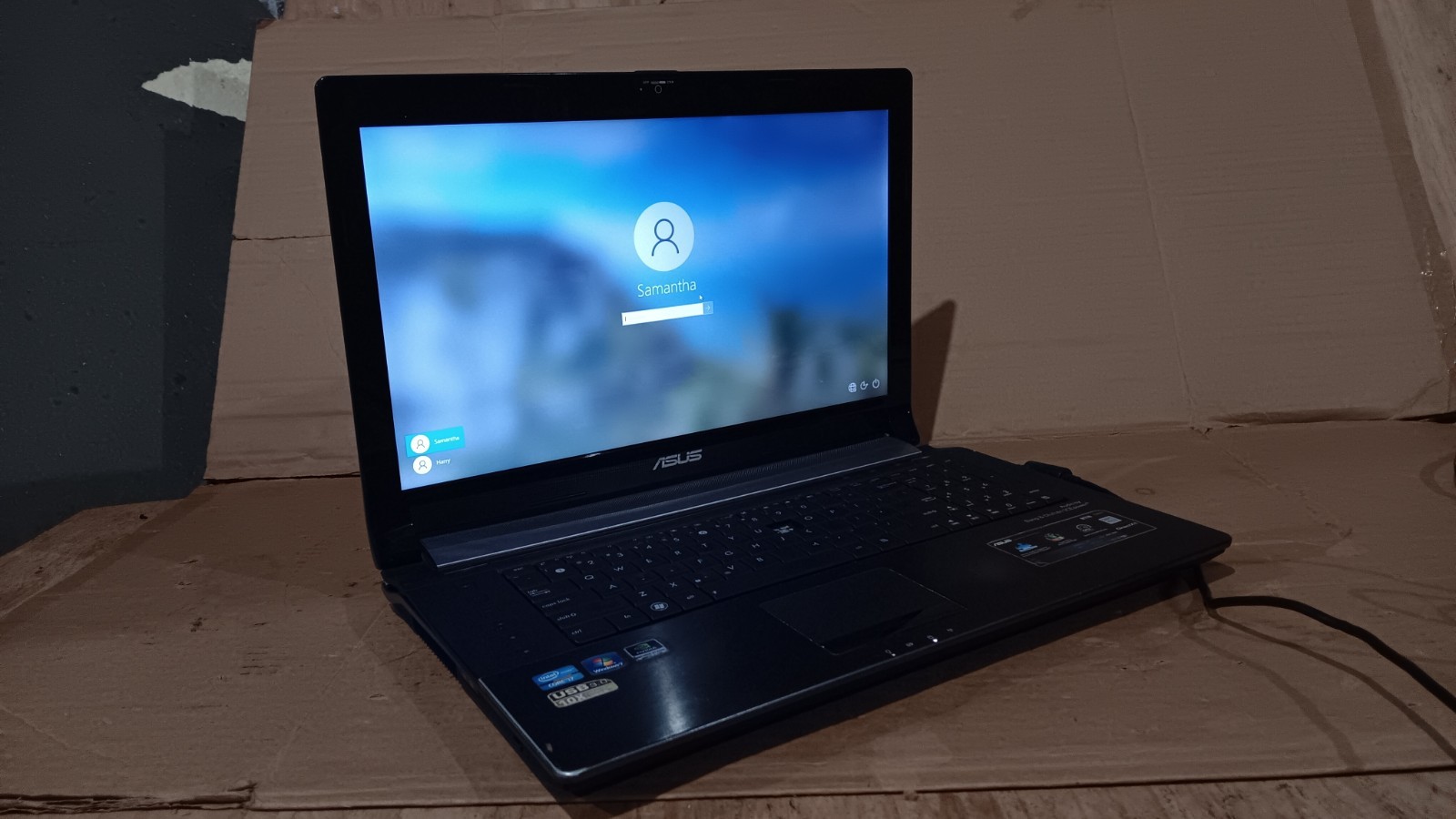 17.3" Asus N73sv Gaming Laptop Intel Core i7-2630QM 500GB HD 17.3" LCD Screen