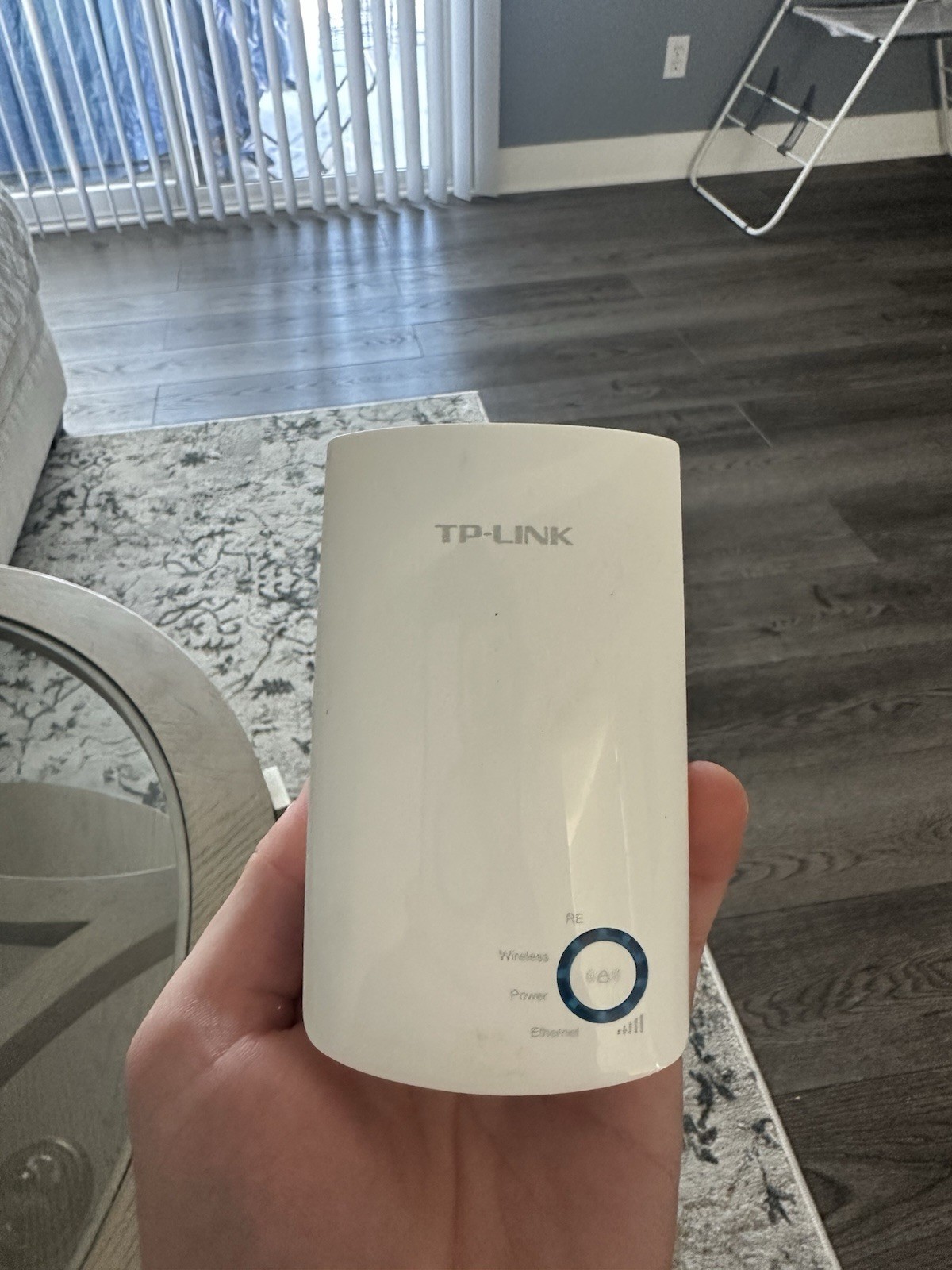 TP-LINK 300Mbps 1 Port Universal Wi-Fi Range Extender - White (TL-WA850RE)