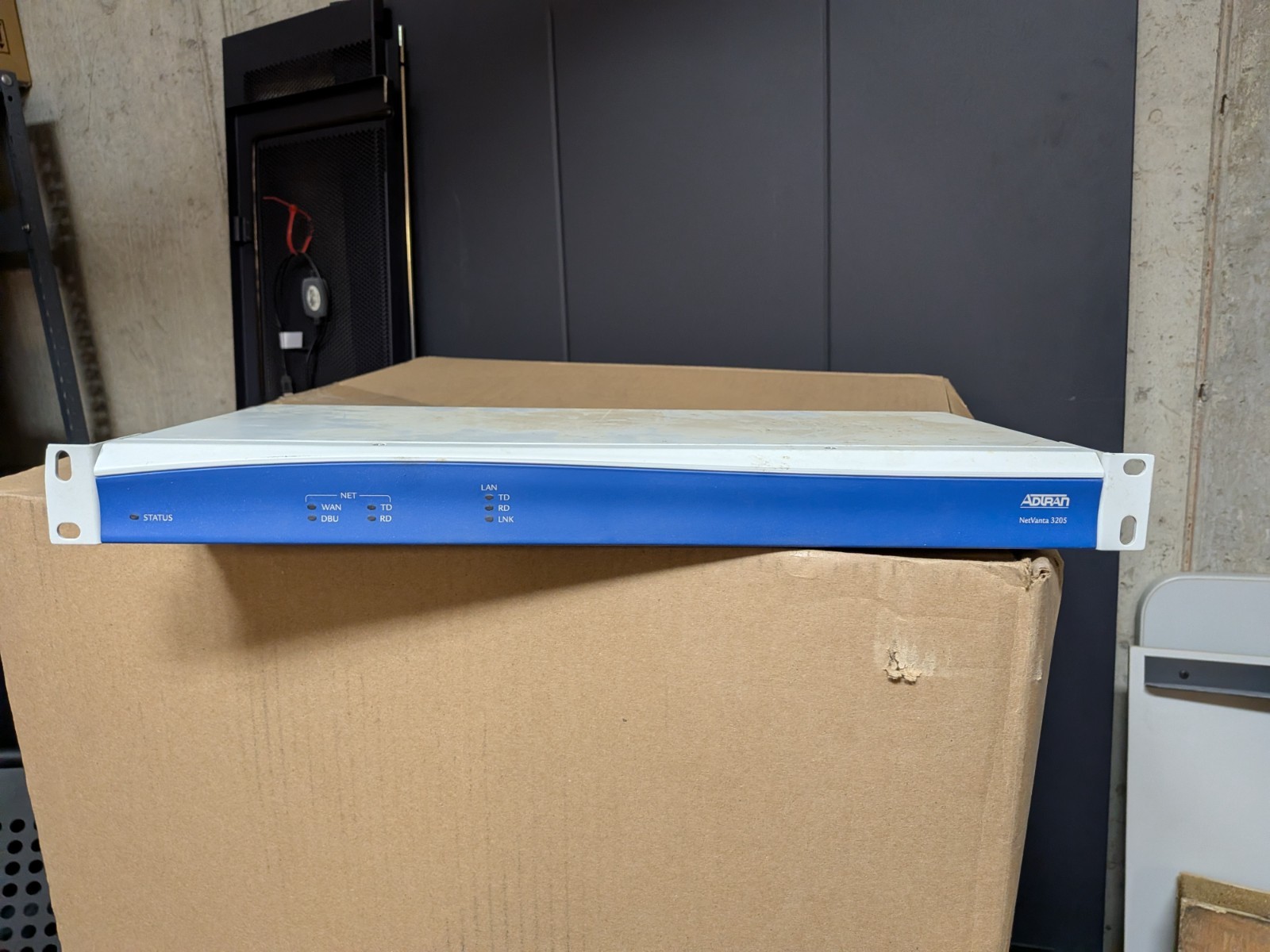 Adtran NetVanta 3205 1U Enterprise Network Router W/Ears P/N: 1202870L1