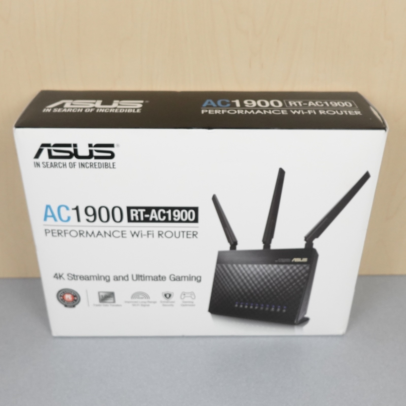 ASUS AC1900 Dual-band Wireless Gigabit Router Black Complete in Box Good