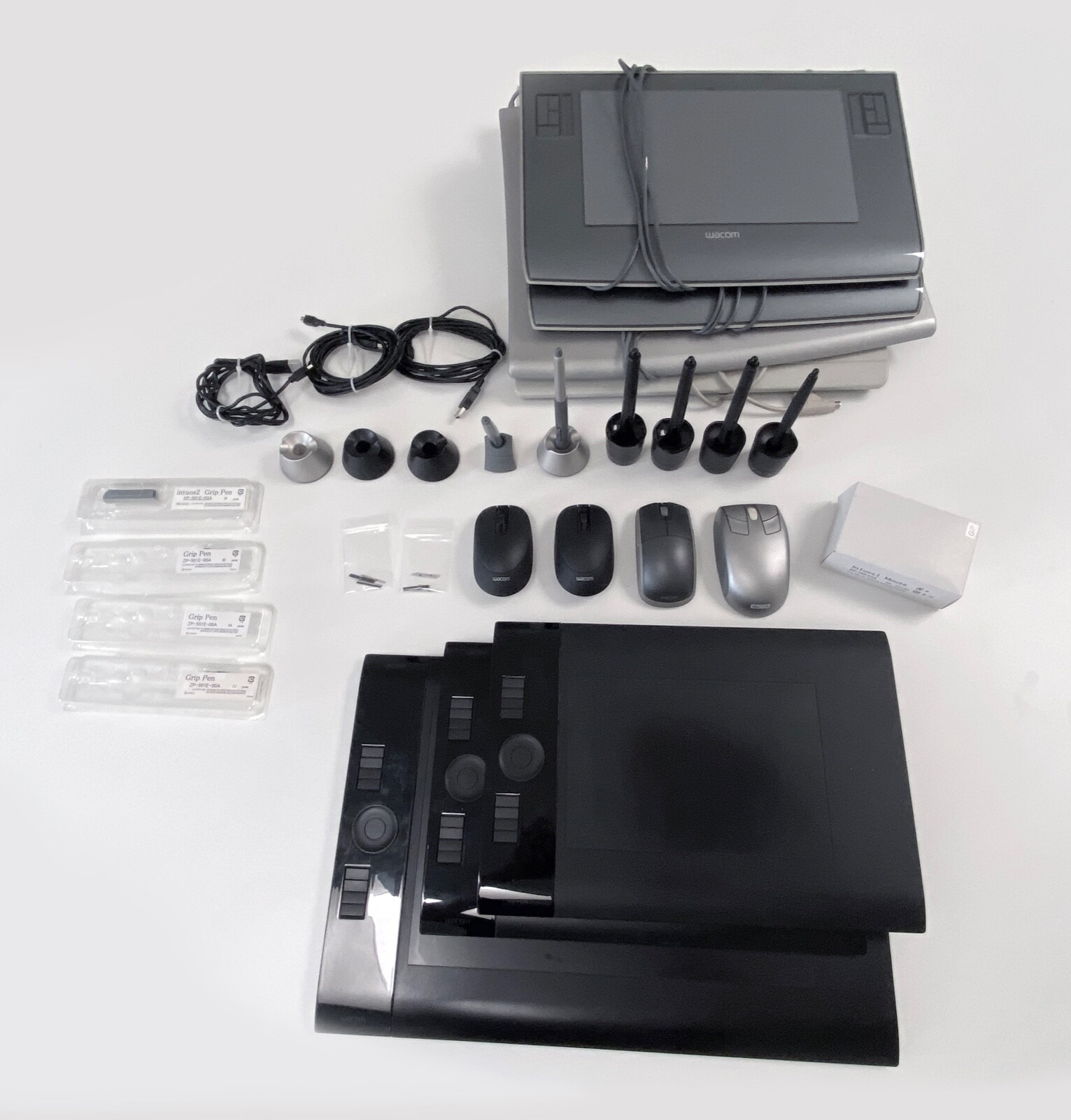 Wacom Tablets and accessories (Lot of 7)