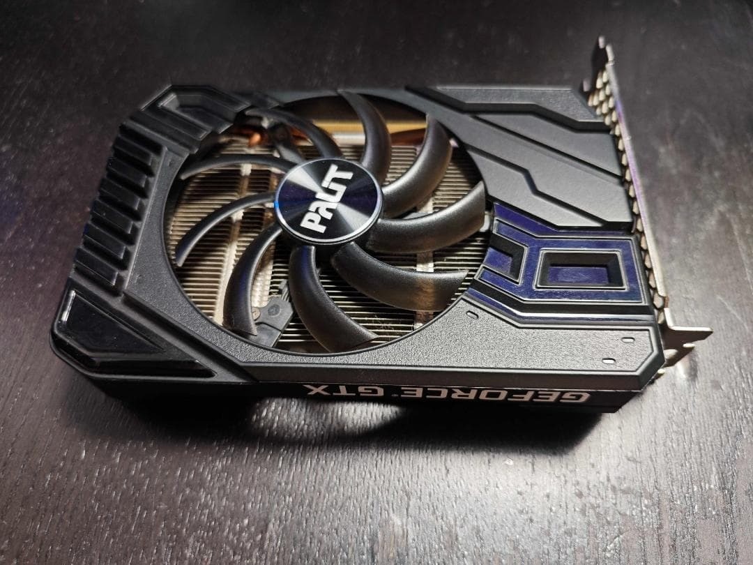 PALiT GeForce GTX 1660 Super StormX