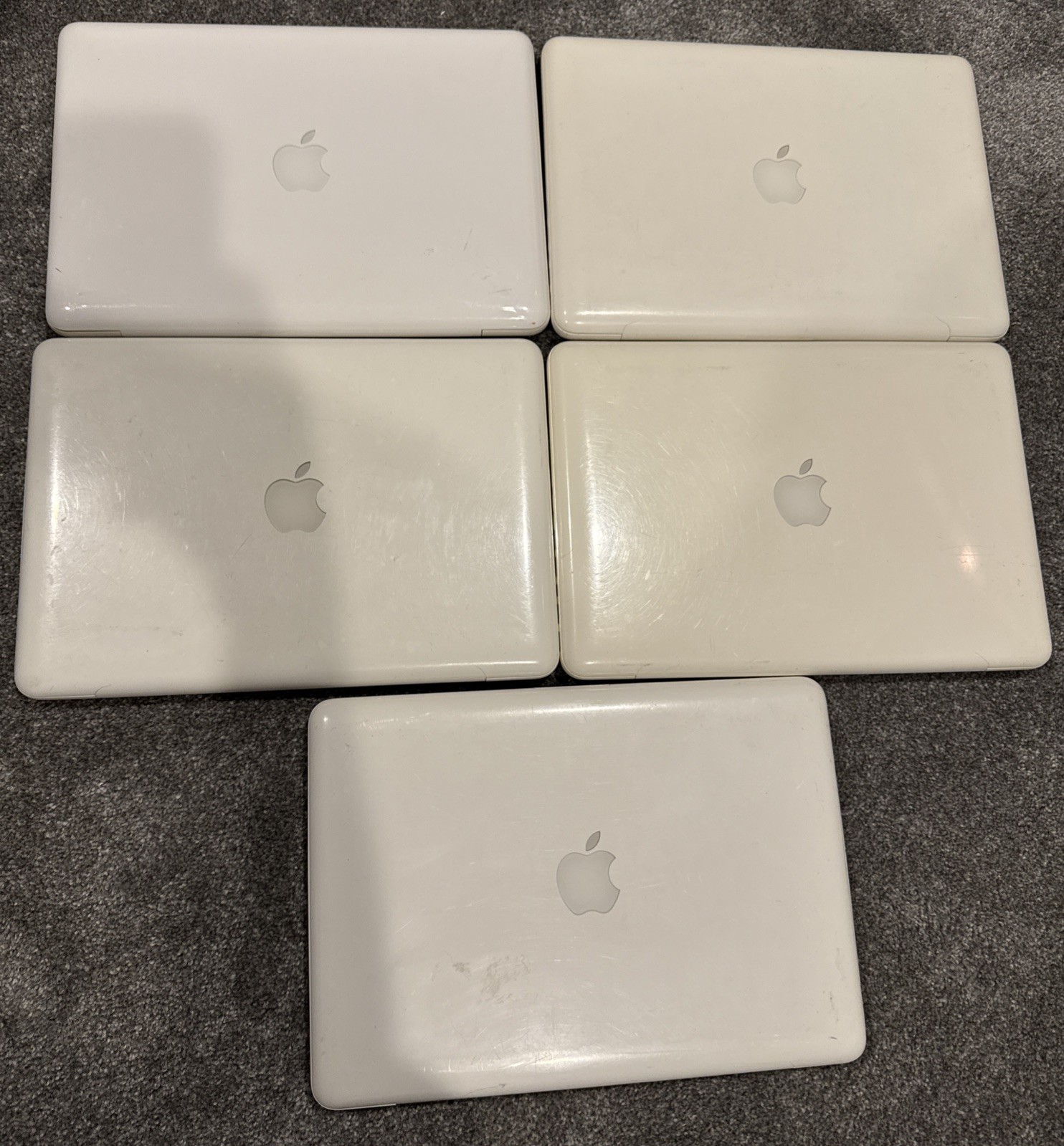 LOT OF 5 - Apple MacBook 13 White Unibody 2.26GHz Core 2 Duo 2GB RAM 250GB HDD