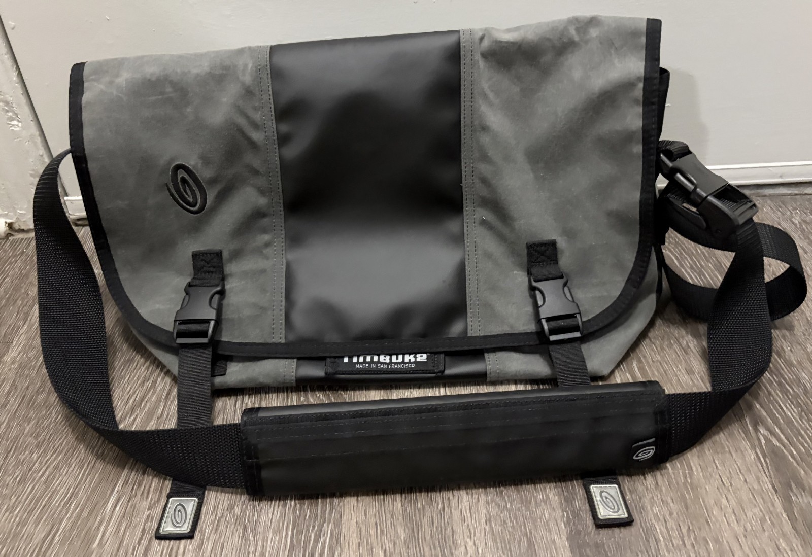 Timbuk2 Messenger Bag - Medium - Grey Canvas and Black Colorway