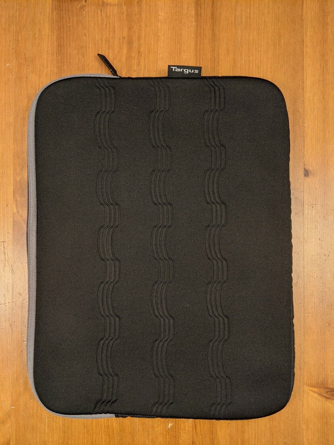 Targus TSS588-51 Black Debossed Neoprene Laptop Sleeve Up To 15.6\