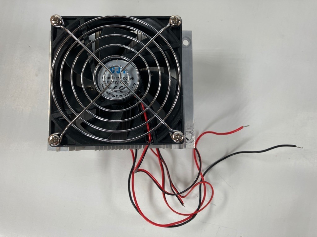 CJY Brushless DC Fan with Aluminum Heatsink 12V 0.20A Wire Cooling Fan