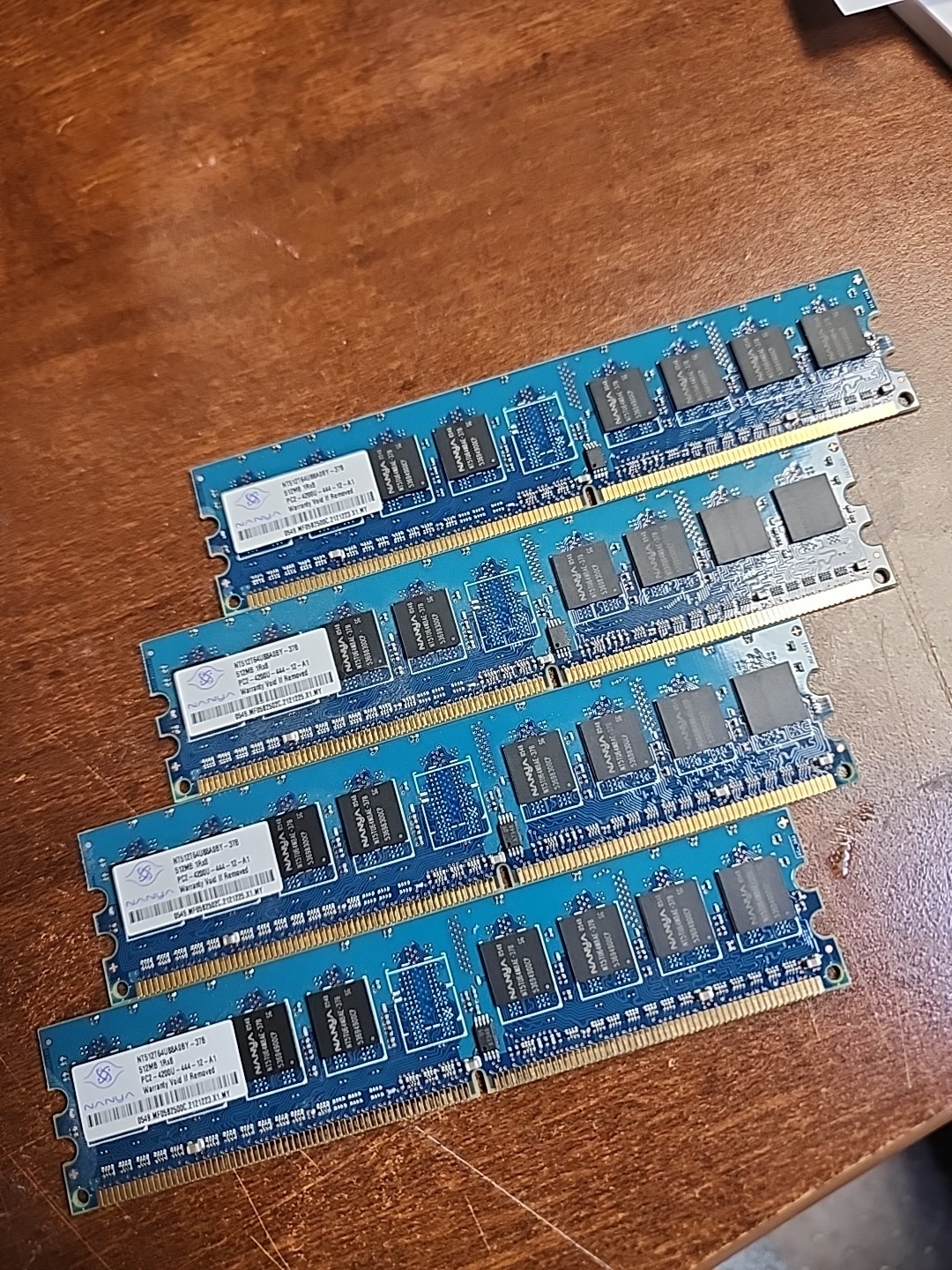 Nanya NT512T64U88A0BY-37B 1Rx8 512MB 4200U-444-12-A1: Desktop/PC Memory used