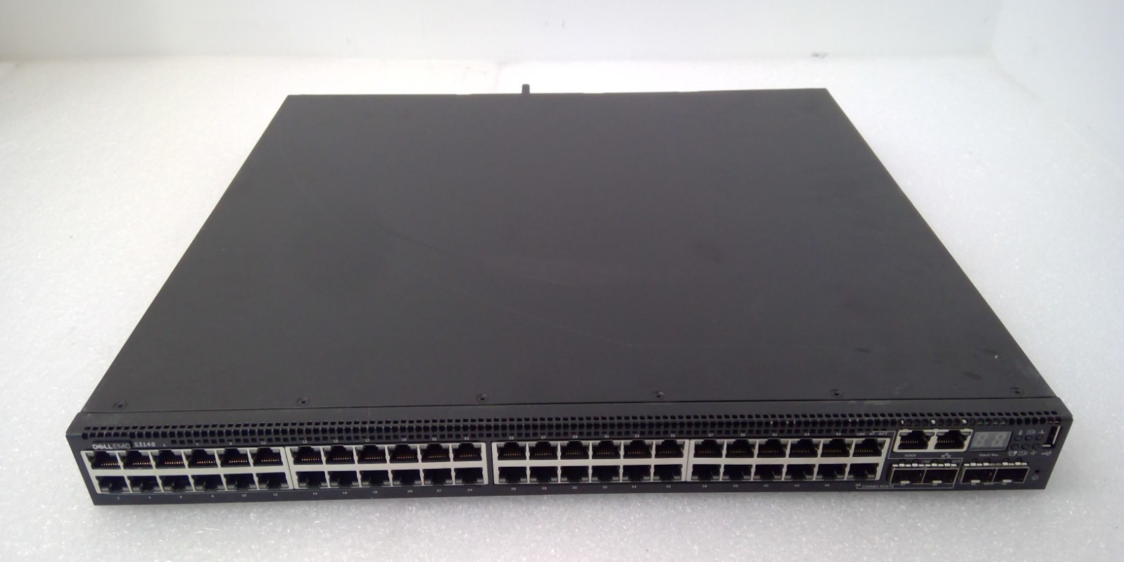 DELL EMC E07W S3148 48 Port  1GbE 2P 10GbE SFP+ Network Switch NO PSU